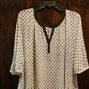 Plus size hi-lo top